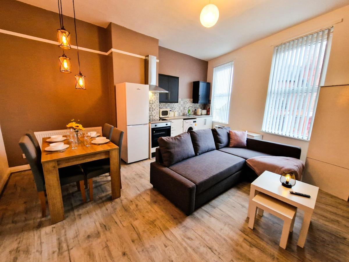 And Comfy 1 Bedroom Apartment! * Liverpool